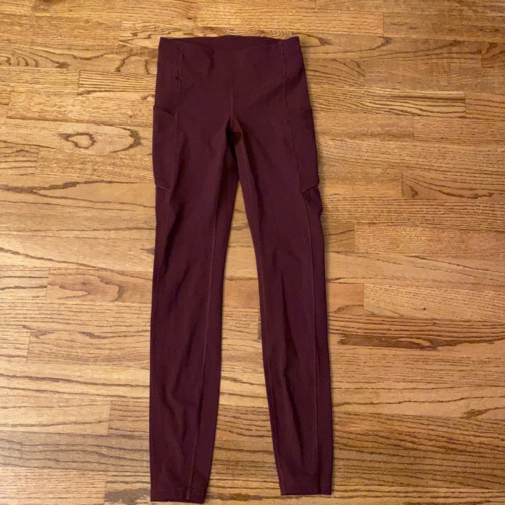 Womens lululemon leggings size 2 26 inch inseam